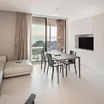 Isola Bella Infinity Suites